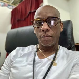 Meet your Posher, Barry